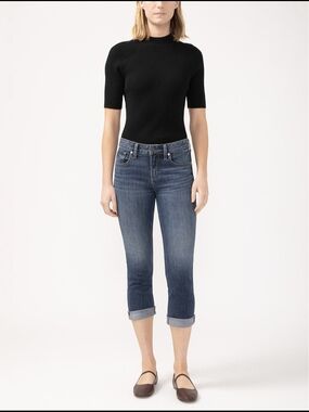 NEW Silver Suki Jeans 28 Mid-rise Luxe Stretch Capri
